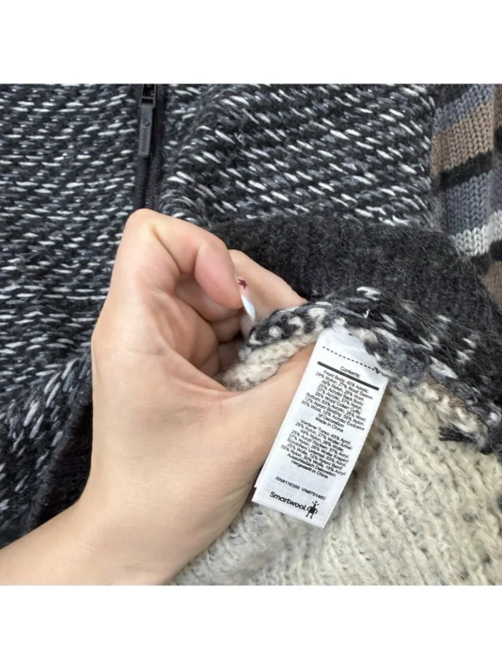 Smartwool Sweater Womens Medium Gray Stripe Aztec V Neck 1/2 Zip Knit Pullover